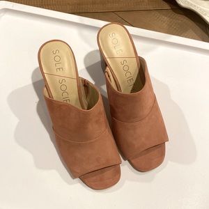 Sole society coral suede sandals
